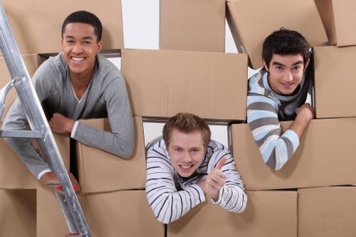 Careful packing and transport during urgent Chelsea move
