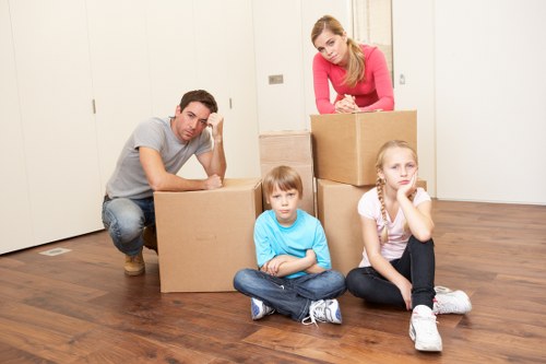Chelsea man and van service supporting business and furniture delivery